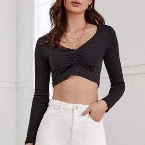 Tiger Mist Sian Womens Jewel Neck Long Sleeve Crop Top, Black